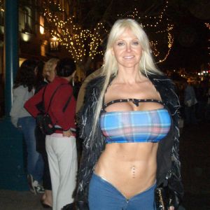 Lori-pleasure-exhibitionist-fake-tits-blonde-milf-018