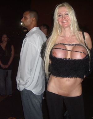 Lori-pleasure-exhibitionist-fake-tits-blonde-milf-087