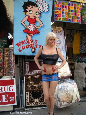 Lori-pleasure-exhibitionist-fake-tits-blonde-milf-289